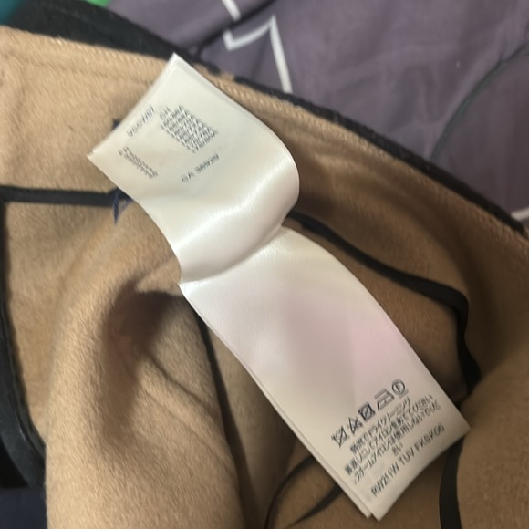 1️⃣0️⃣0️⃣0️⃣ brand new authentic Louis Vuitton wool mini skirt 🥰SOLD 🥰 - Picture 10 of 11